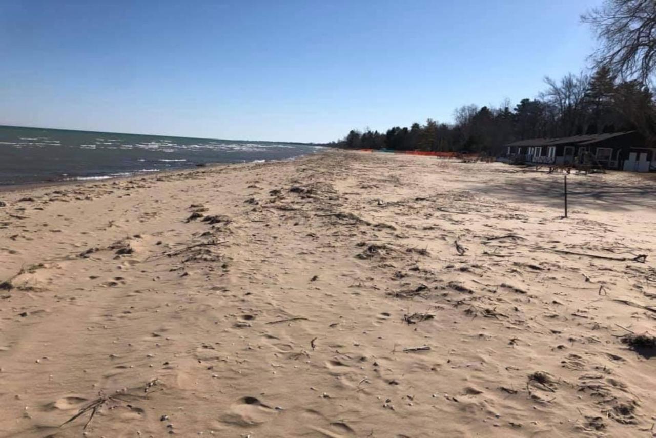 Sunrise Beach Oscoda @ Surfside Exterior photo