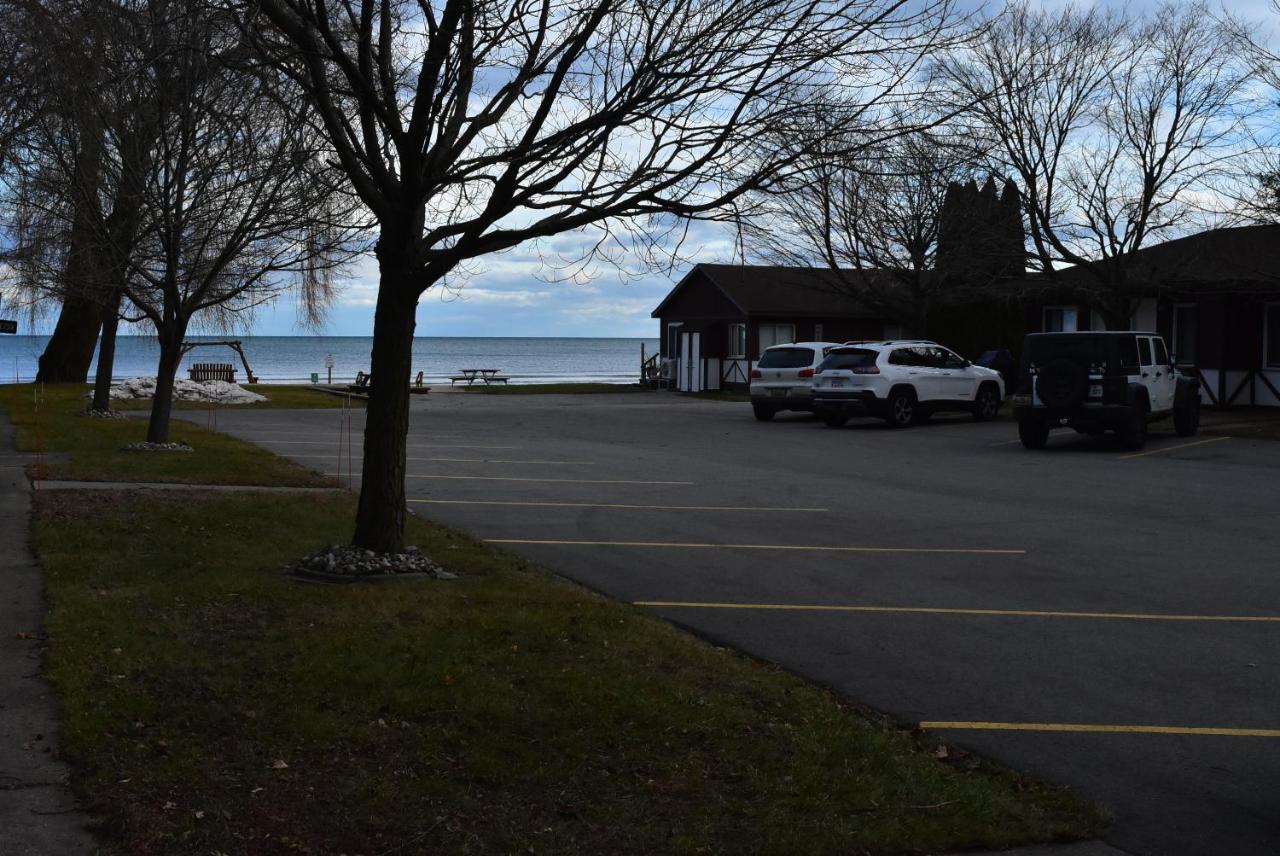 Sunrise Beach Oscoda @ Surfside Exterior photo
